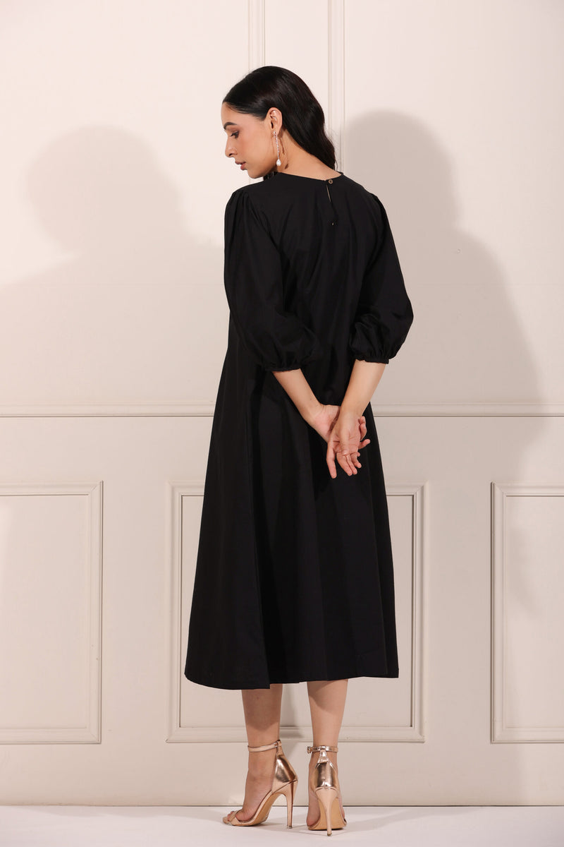 Elery Black Midi Dress – Beginning Boutique NZ