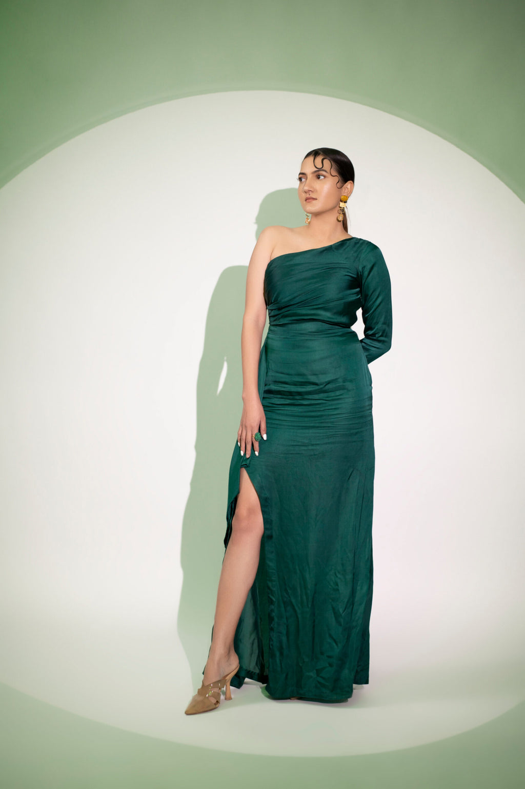 Moh The eternal dhaga- Beryl Gown