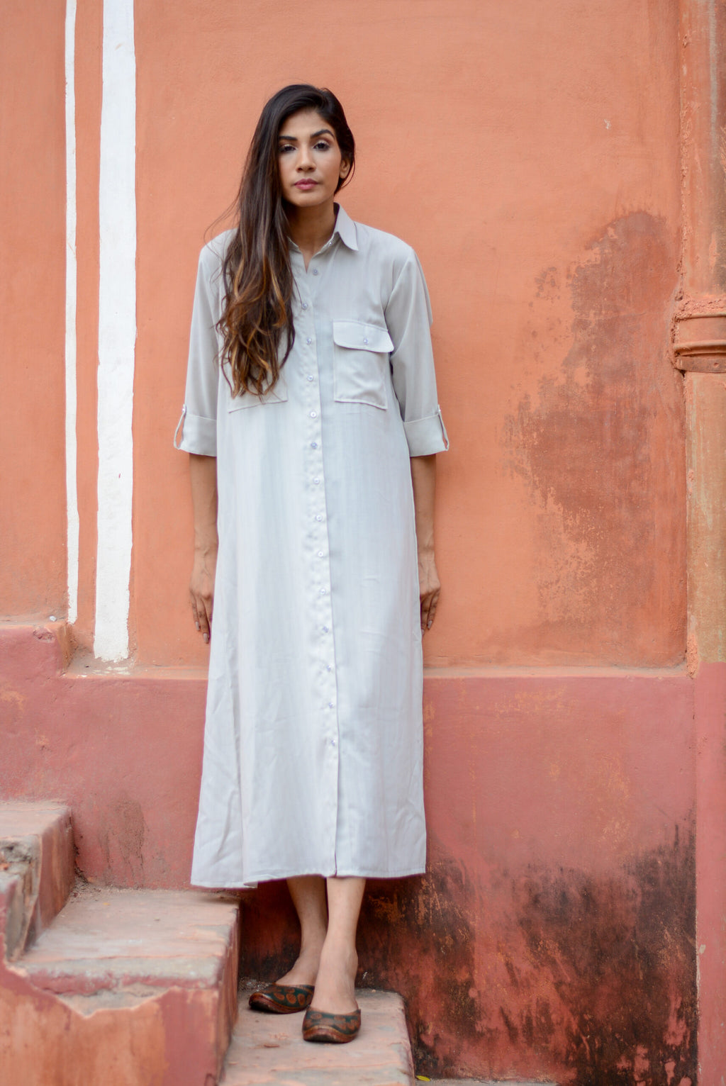 MOH The eternal dhaga – Ash grey midi shirt dress